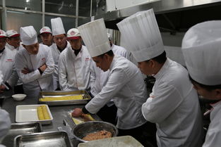 饮食服务集团开展徽菜烹饪培训，提升餐饮服务水平